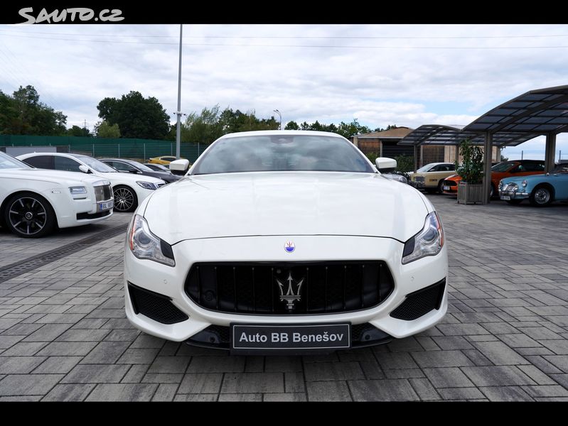 Maserati Quattroporte, S Q4 3.0i V6/410 PS/automat/B